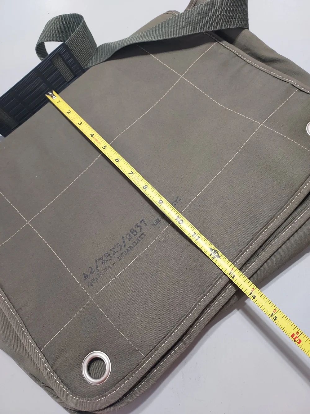 NWOT  A2/x523/2837 Laptop Bag Messenger Bag